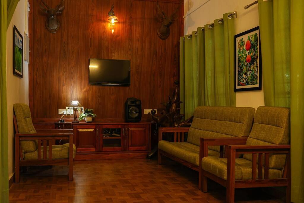 Villa Breezy Point Vagamon Exterior foto